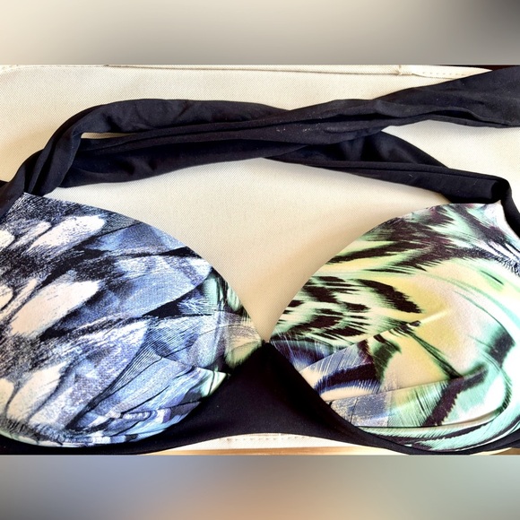 Azura| Australia Blue/Black/Green Butterfly Bikini Halter Top Size 8 - Picture 1 of 7